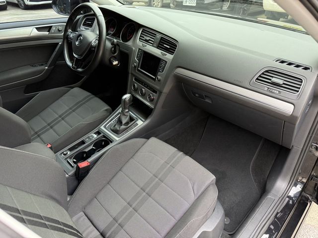 VOLKSWAGEN福斯 GOLF  第11張相片