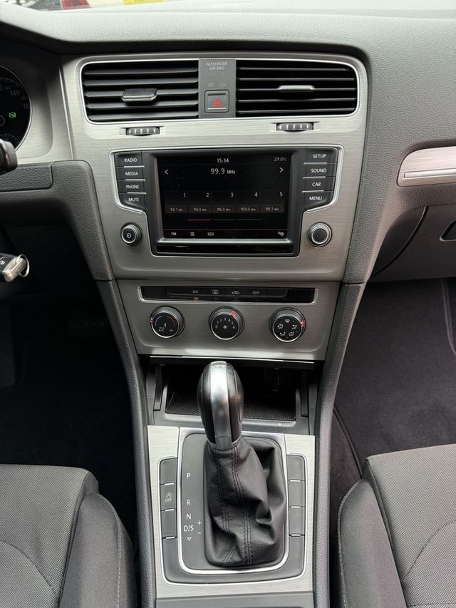VOLKSWAGEN福斯 GOLF  第13張相片