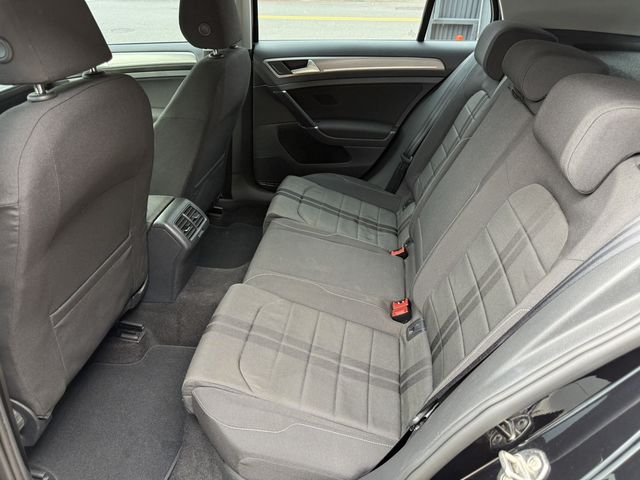 VOLKSWAGEN福斯 GOLF  第14張相片