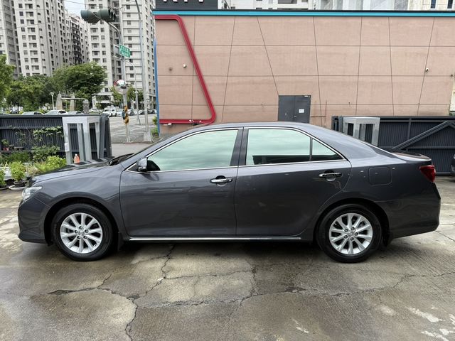TOYOTA豐田 CAMRY  第7張相片