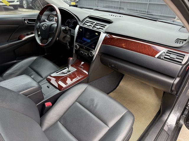 TOYOTA豐田 CAMRY  第10張相片