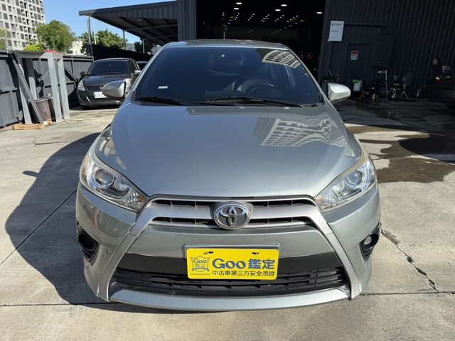 TOYOTA豐田 YARIS  第2張相片