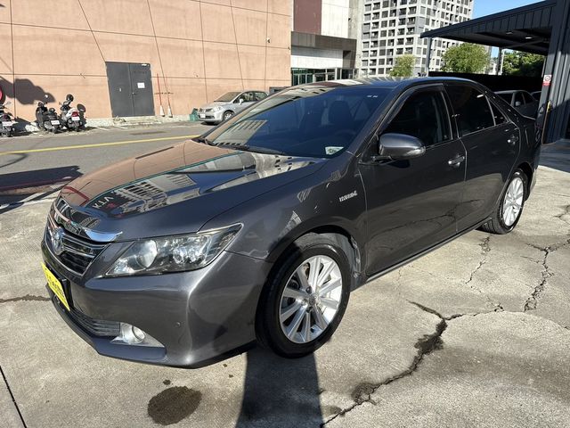TOYOTA豐田 CAMRY HYBRID  第1張相片