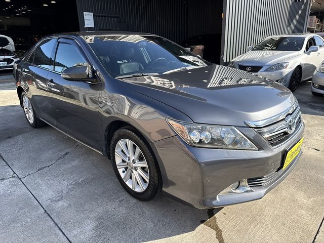 TOYOTA豐田 CAMRY HYBRID  第3張相片