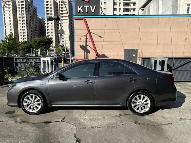TOYOTA豐田 CAMRY HYBRID  第7張相片