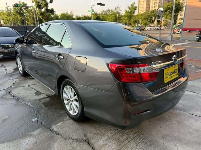 TOYOTA豐田 CAMRY  第6張相片