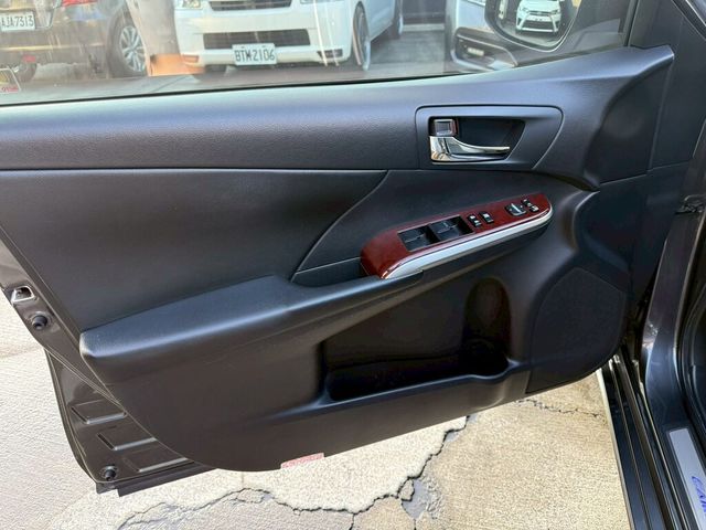 TOYOTA豐田 CAMRY  第13張相片
