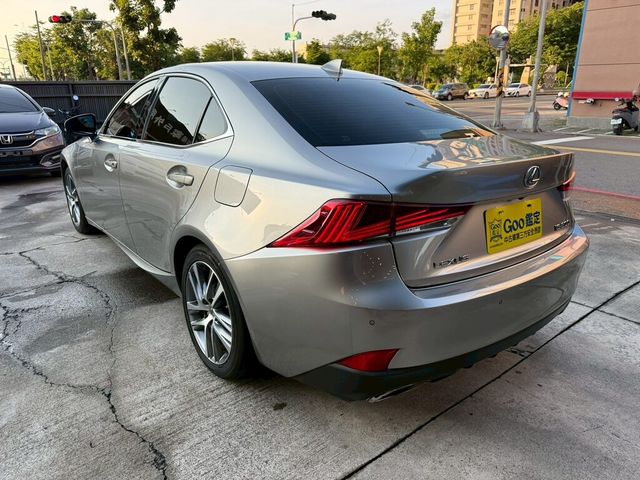 LEXUS凌志 IS 300  第4張相片