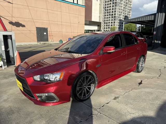 MITSUBISHI三菱 LANCER IO  第1張相片