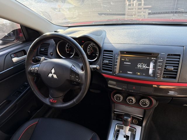 MITSUBISHI三菱 LANCER IO  第11張相片
