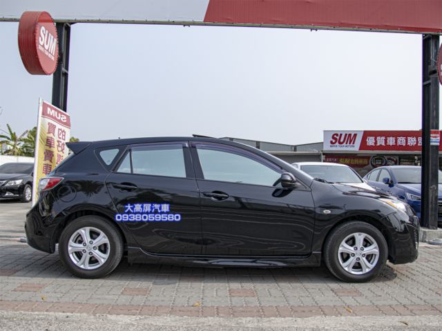【預約賞車即享網路優惠價】微笑馬三 1.6L 尊貴型 原鈑件 天窗 方向盤快控鍵 遙控車門鎖 ISOFIX  第5張相片
