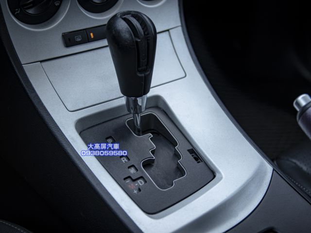 【預約賞車即享網路優惠價】微笑馬三 1.6L 尊貴型 原鈑件 天窗 方向盤快控鍵 遙控車門鎖 ISOFIX  第16張相片