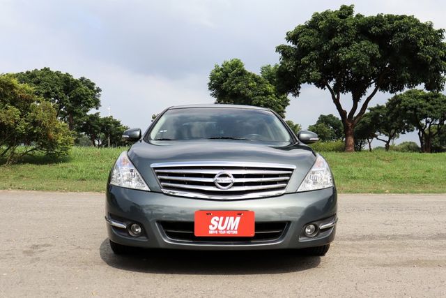 【預約賞車即享網路優惠價】2.5升V6引擎、豪華影音版、原鈑件、舒適房車  第3張相片