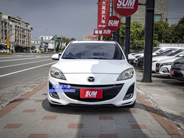 【預約賞車即享網路優惠價】微笑Mazda 3 1.6L 4D 頂級型 前霧燈 電動天窗 方向盤快控鍵  第3張相片