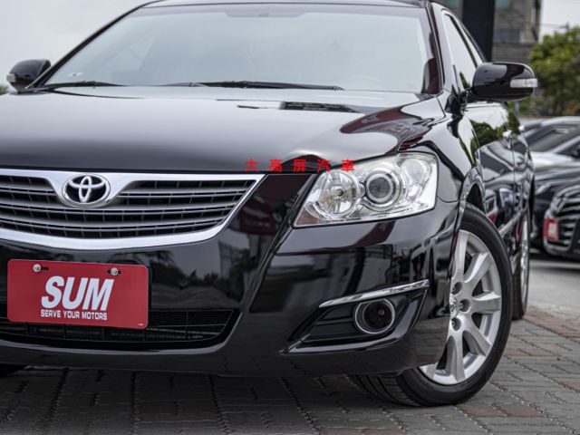 【現況售 有待修】 Camry 2.0L 電動椅 電動窗 定速巡航 恆溫空調 中控螢幕  衛星導航  第4張相片