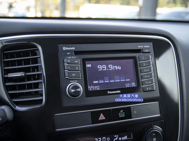 【預約賞車即享網路優惠價】4WD 躍動型 原鈑件 LED日行燈 方向盤快控鍵 恆溫空調 中控螢幕 定速巡航  第15張相片