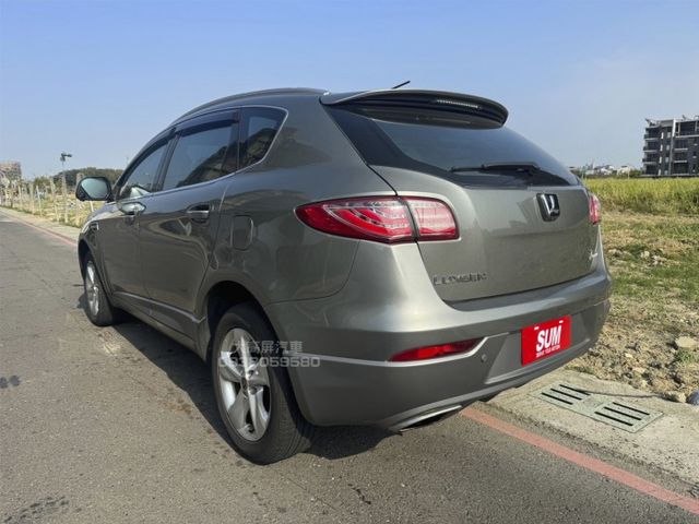 【預約賞車即享網路優惠價】2.2T Turbo 尊爵型 恆溫空調 電動椅 中控螢幕 環景 電尾門 IKEY 前方駐車雷達  第2張相片