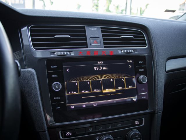 【預約賞車即享網路優惠價】1.0T 230 TSI Comfortline 分區溫控 中控螢幕 IKEY 定速 前方雷達  第15張相片