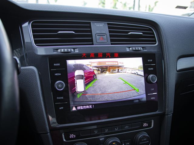 【預約賞車即享網路優惠價】1.0T 230 TSI Comfortline 分區溫控 中控螢幕 IKEY 定速 前方雷達  第16張相片