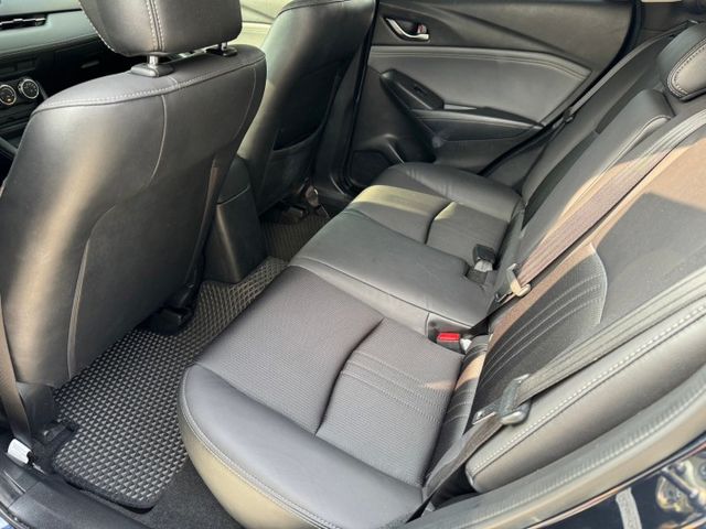 【預約賞車即享網路優惠價】2.0L 旗艦版 原鈑件 方向盤快控鍵 恆溫空調 中控螢幕 IKEY 定速巡航 ACC  第4張相片