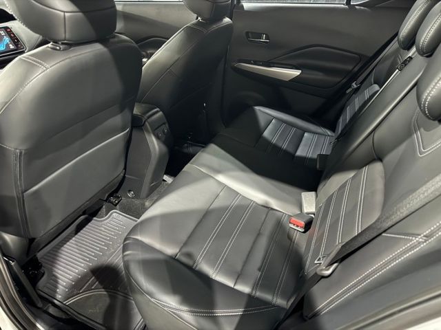 【預約賞車即享網路優惠價】1.5L 旗艦版 空力套件 恆溫空調 中控螢幕 IKEY 定速巡航 環景影像 ACC  第4張相片