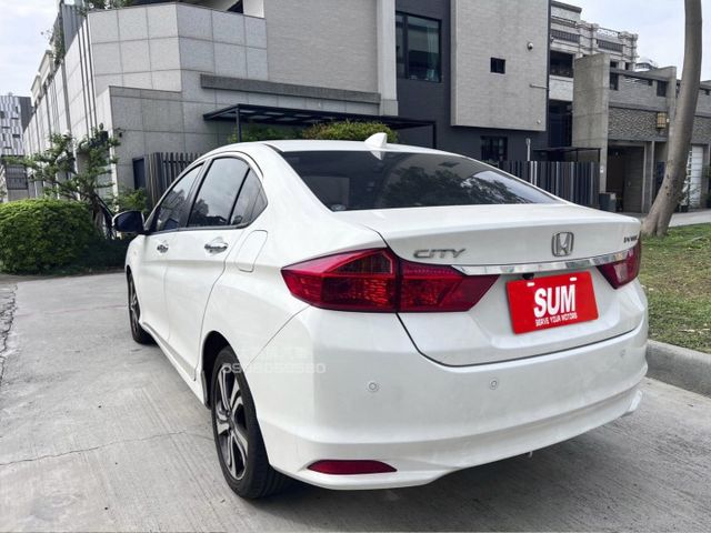 【預約賞車即享網路優惠價】1.5L VTI-S 方向盤快控鍵 換檔撥片 恆溫空調 中控螢幕 衛星導航 定速巡航  第2張相片