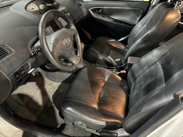 【預約賞車即享網路優惠價】1.5L J 省油代步好車 後霧燈 中控螢幕 倒車影像  第3張相片