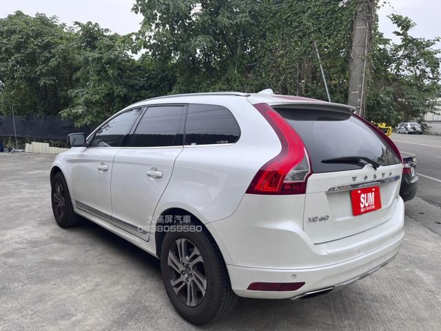 【預約賞車即享網路優惠價】2.0T T5 豪華 原鈑件 換檔撥片 分區溫控 電動椅 中控螢幕 定速 電動門  第2張相片