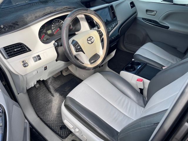 【預約賞車即享網路優惠價】3.5L 運動7座 原鈑件 分區溫控 電動椅 中控螢幕 定速巡航 電動側滑門  第3張相片