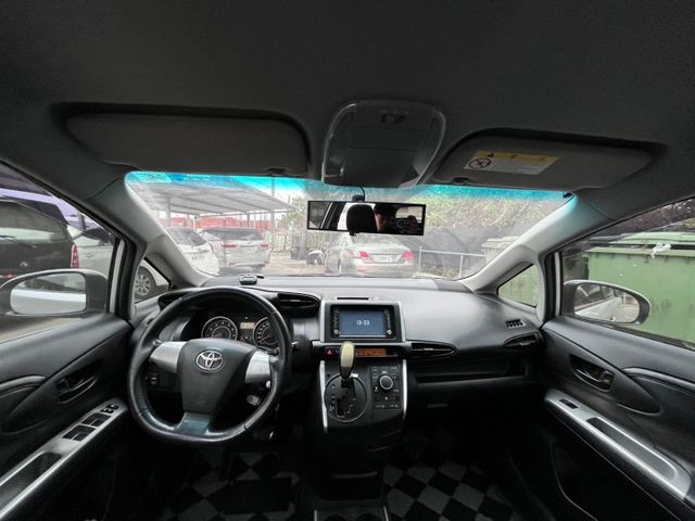 【預約賞車即享網路優惠價】2.0L E  LED尾燈 空力套件 恆溫空調 中控螢幕 定速巡航 ISOFIX 第三排座椅  第5張相片