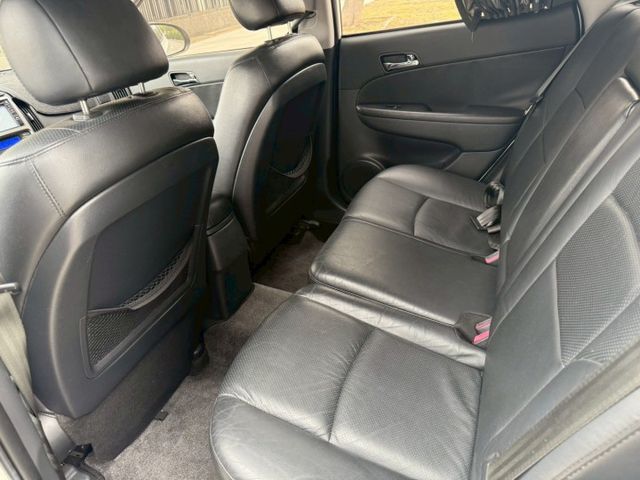 【預約賞車即享網路優惠價】 1.6L 旗艦型 原鈑件 前後霧燈 方向盤快控鍵 恆溫空調 中控螢幕 ISOFIX  第4張相片