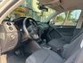 【預約賞車即享網路優惠價】2.0T TSI 原鈑件 後霧燈 恆溫空調 CD音響主機 電動尾門 ISOFIX  第3張縮圖
