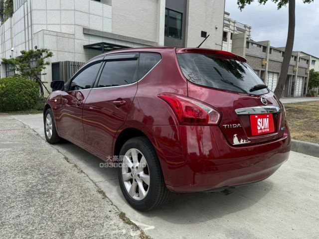 【預約賞車即享網路優惠價】 1.6L 旗艦版 前後霧燈 分區溫控 中控螢幕 IKEY 定速巡航 衛星導航  第2張相片