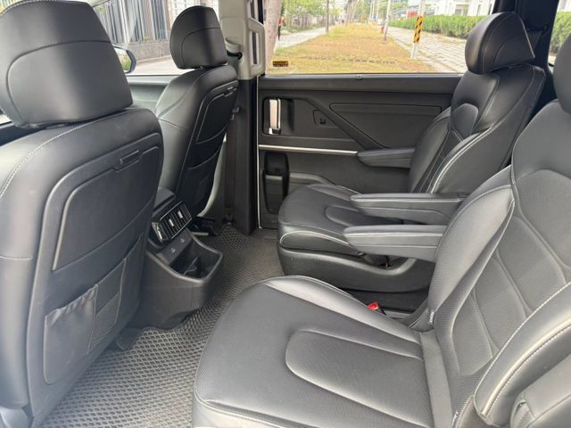 【預約賞車即享網路優惠價】1.5T GLT-A 原鈑件 全景天窗 恆溫 中控螢幕 定速 IKEY 環景 電側滑門 ACC  第4張相片