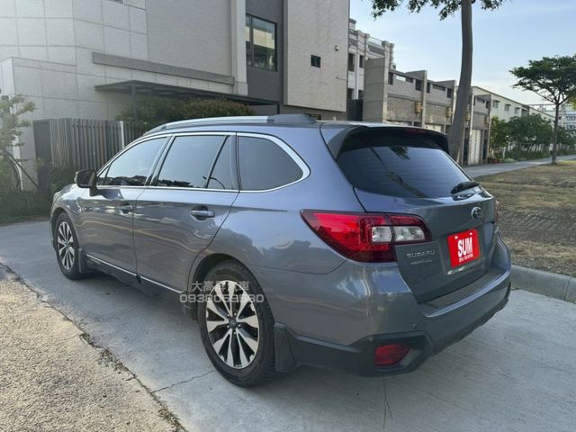 【預約賞車即享網路優惠價】2.5L i-S 原鈑件 天窗 換檔撥片 分區溫控 電動椅 中控螢幕 IKEY 定速 電尾門  第2張相片