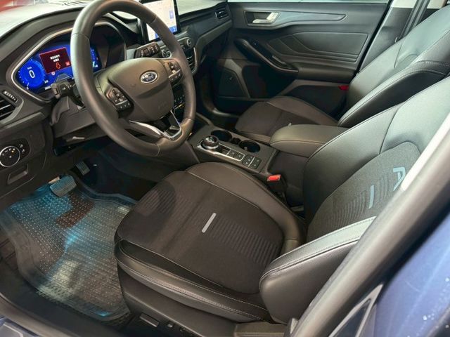 【預約賞車即享網路優惠價】1.5T 任性版 原鈑件 換檔撥片 換檔撥片 電動椅 中控螢幕 IKEY 定速 ACC  第3張相片