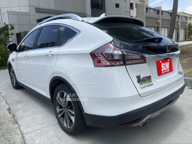 【預約賞車即享網路優惠價】 2.0T旗艦型 天窗 換檔撥片 恆溫空調 電動椅 中控螢幕 IKEY 定速 環景 電尾門  第2張相片