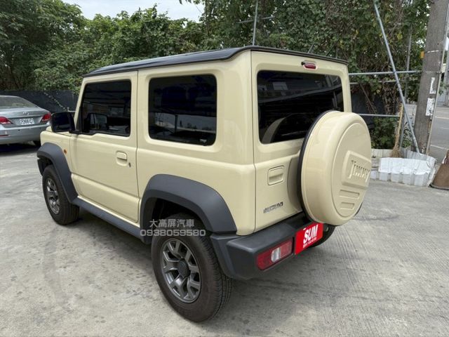 【預約賞車即享網路優惠價】1.5L GLX 原鈑件 LED頭燈 方向盤快控鍵 恆溫空調 中控螢幕 定速巡航 循跡防滑  第2張相片