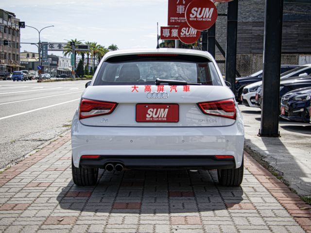 【預約賞車即享網路優惠價】1.4T 30 TFSI 原鈑件 方向盤快控鍵 恆溫空調 中控螢幕 定速巡航 循跡防滑  第7張相片