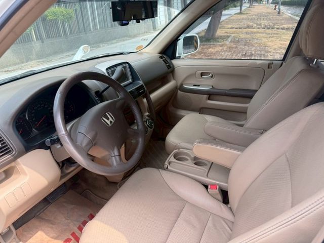 【預約賞車即享網路優惠價】2.0L 原鈑件 前霧燈 後視鏡方向指示燈 中控螢幕  倒車顯影  第3張相片