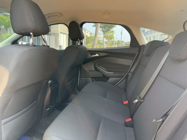 【預約賞車即享網路優惠價】1.0T 原鈑件 SS手自排 LED日行燈 方向盤快控鍵 換檔撥片 中控螢幕 定速  第4張相片