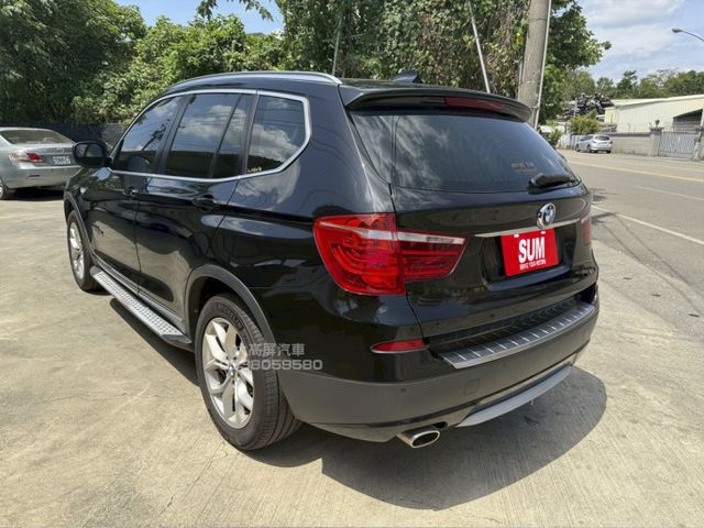 【預約賞車即享網路優惠價】xDrive20d 原鈑件 LED日行燈 全景天窗 分區溫控 電動椅 IKEY 定速 電尾門  第2張相片