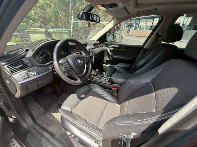 【預約賞車即享網路優惠價】xDrive20d 原鈑件 LED日行燈 全景天窗 分區溫控 電動椅 IKEY 定速 電尾門  第3張相片