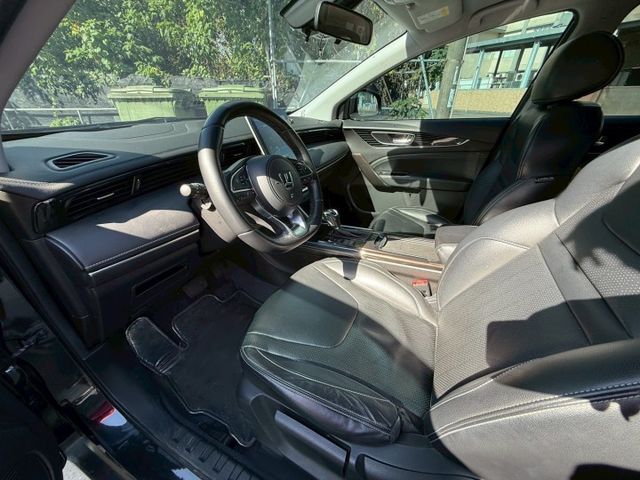 【預約賞車即享網路優惠價】1.8T 五人ARD智行板 原鈑件 LED日行燈 恆溫空調 中控螢幕 IKEY 定速  第3張相片