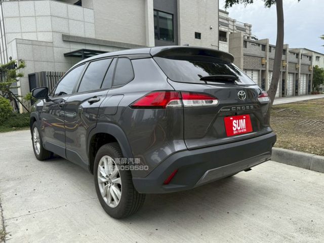 【預約賞車即享網路優惠價】1.8L 豪華 LED尾燈 方向盤快控鍵 恆溫空調 中控螢幕 IKEY 定速 ACC  第2張相片