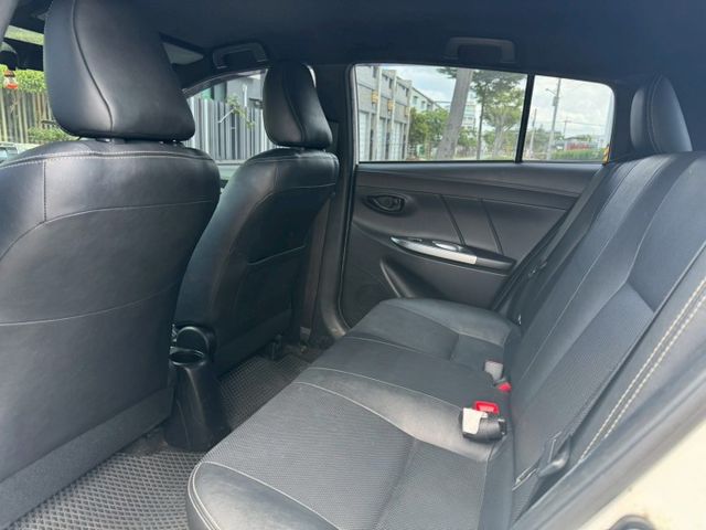 【預約賞車即享網路優惠價】1.5L 經典 原鈑件 後霧燈 CD音響主機 防盜系統 兒童安全鎖  第4張相片