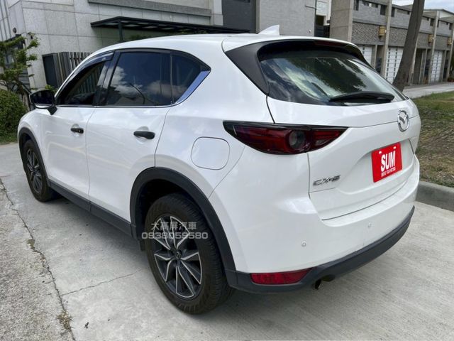 【預約賞車即享網路優惠價】2.0L 頂級獻定版 原鈑件 主動轉向頭燈  分區溫控 電動椅 IKEY 定速 前方雷達  第2張相片