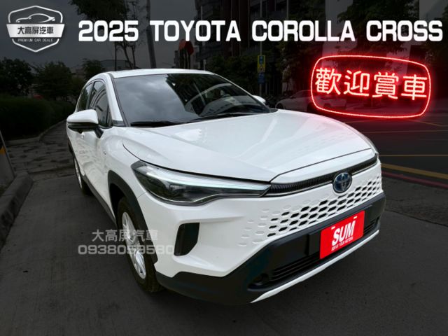 【預約賞車即享網路優惠價】1.8L Hybrid尊爵 方向盤快控鍵 恆溫 中控螢幕 IKEY 環景影像 ACC 定速  第1張相片