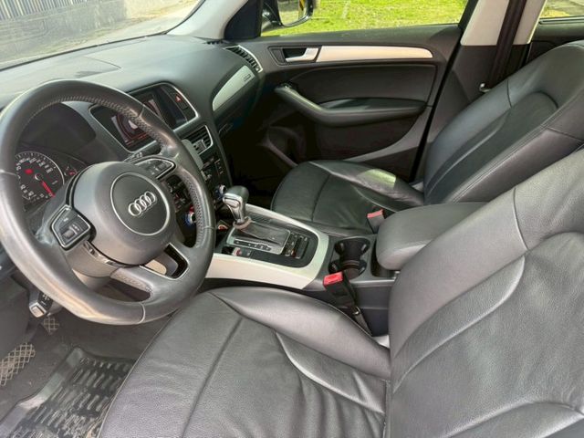 【預約賞車即享網路優惠價】2.0T TDI quattro LED日行燈 全景天窗 換檔撥片 分區溫控 電動椅 定速  第5張相片