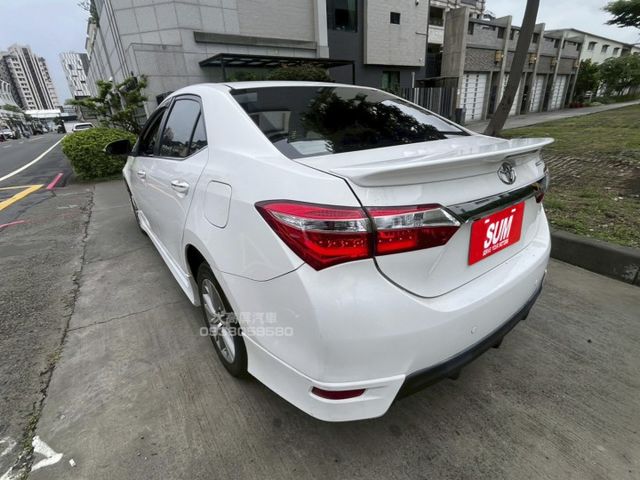 【預約賞車即享網路優惠價】1.8L Z LED日行燈 空力套件 天窗 恆溫 換檔撥片 中控螢幕 定速 IKEY  第2張相片